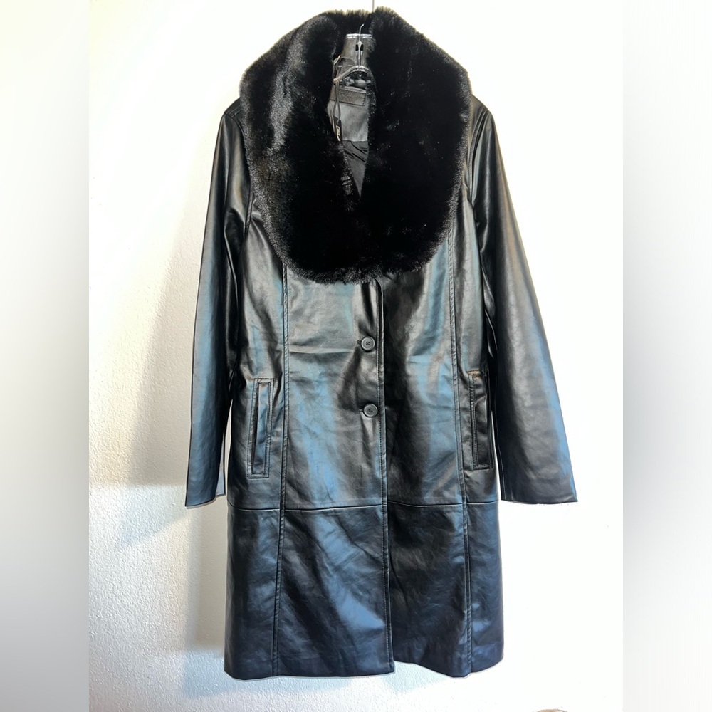 🌟 Chic Vegan Leather Trench Coat by BLANKNYC 🌟 - Picture 3 of 8